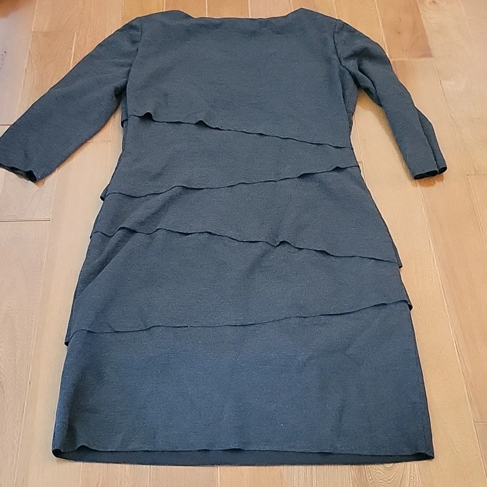 Tahari‎ 3/4 Sleeve Career Wear Gray Dress 6